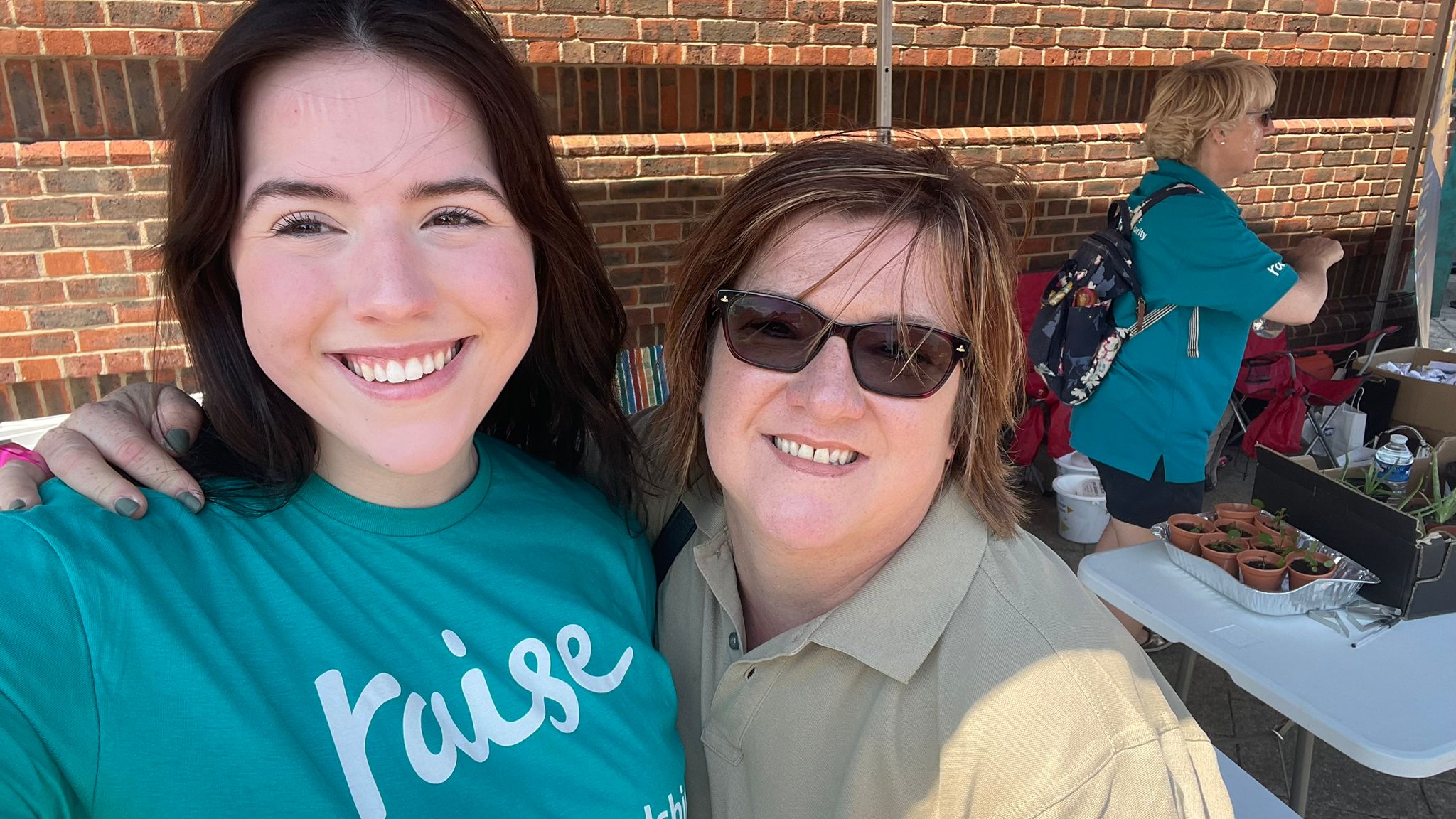 b7e14a6d-8e19-4084-98c9-92537b24c285